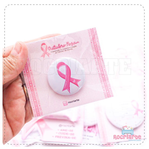Cartão com Button Alfinete (Broche) - Outubro Rosa